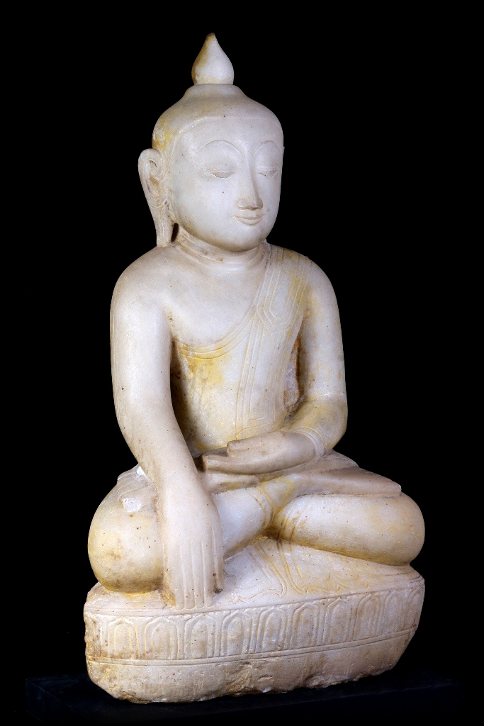 #alabasterbuddha #stonebuddha #burmabuddha #burmesebuddha #buddha #buddhas #buddhastatue #buddhastatues #antiquebuddhas #antiquebuddha #statue